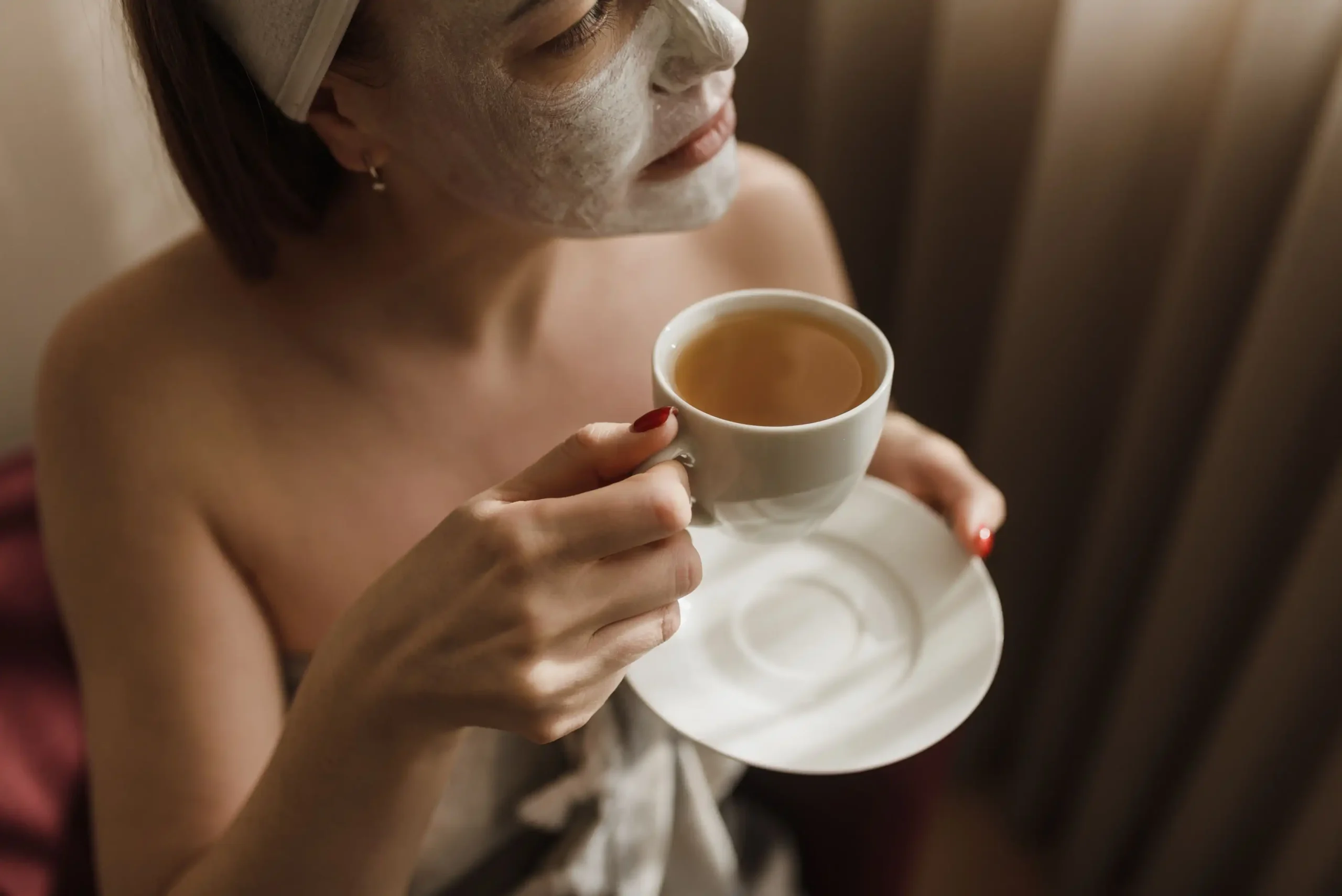 Can Tummy Tea Help After a Cheat Day? The Truth About Detox Claims