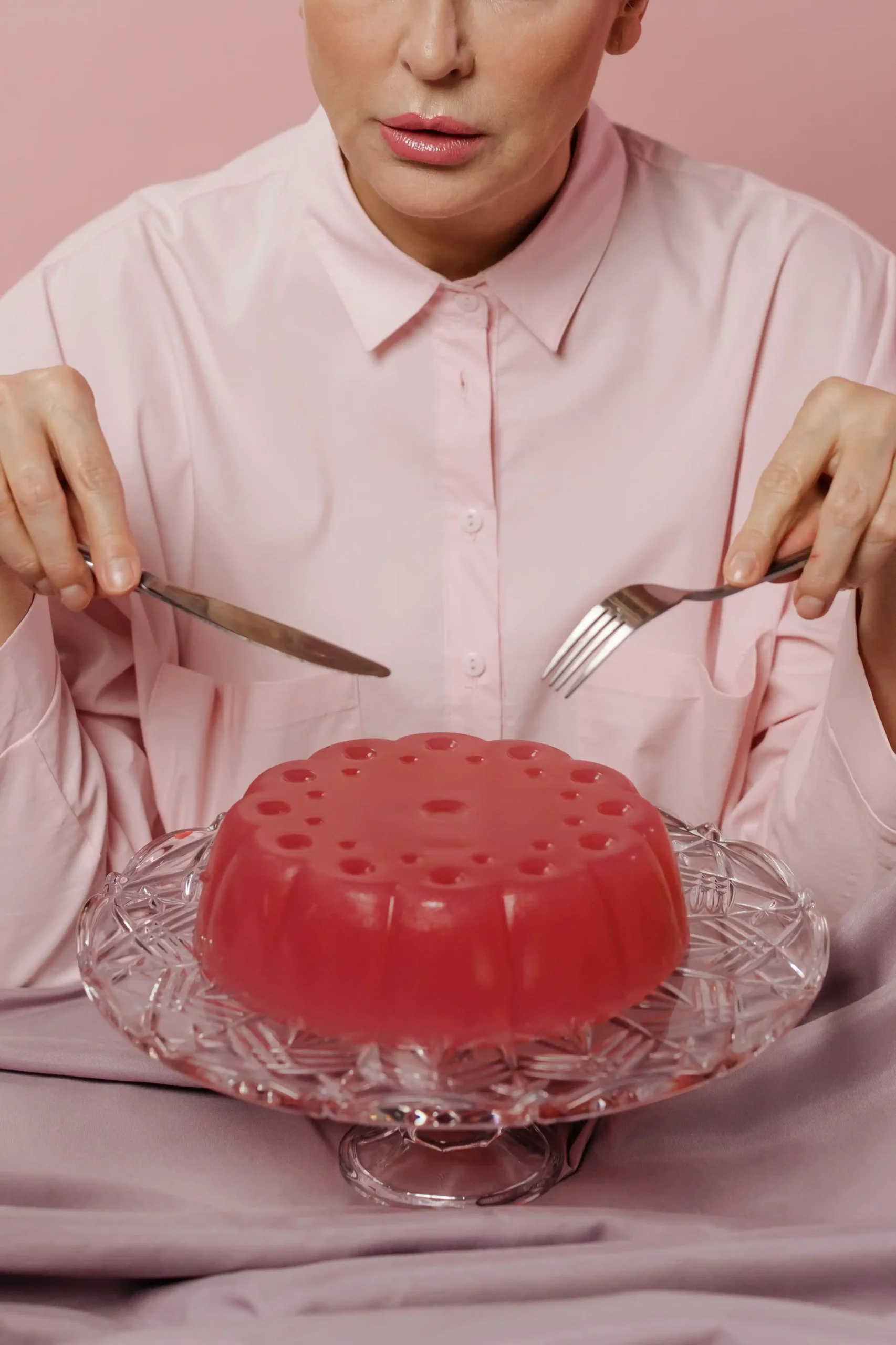 Why Women Experience Constant Cravings and How GLP-1 May Help