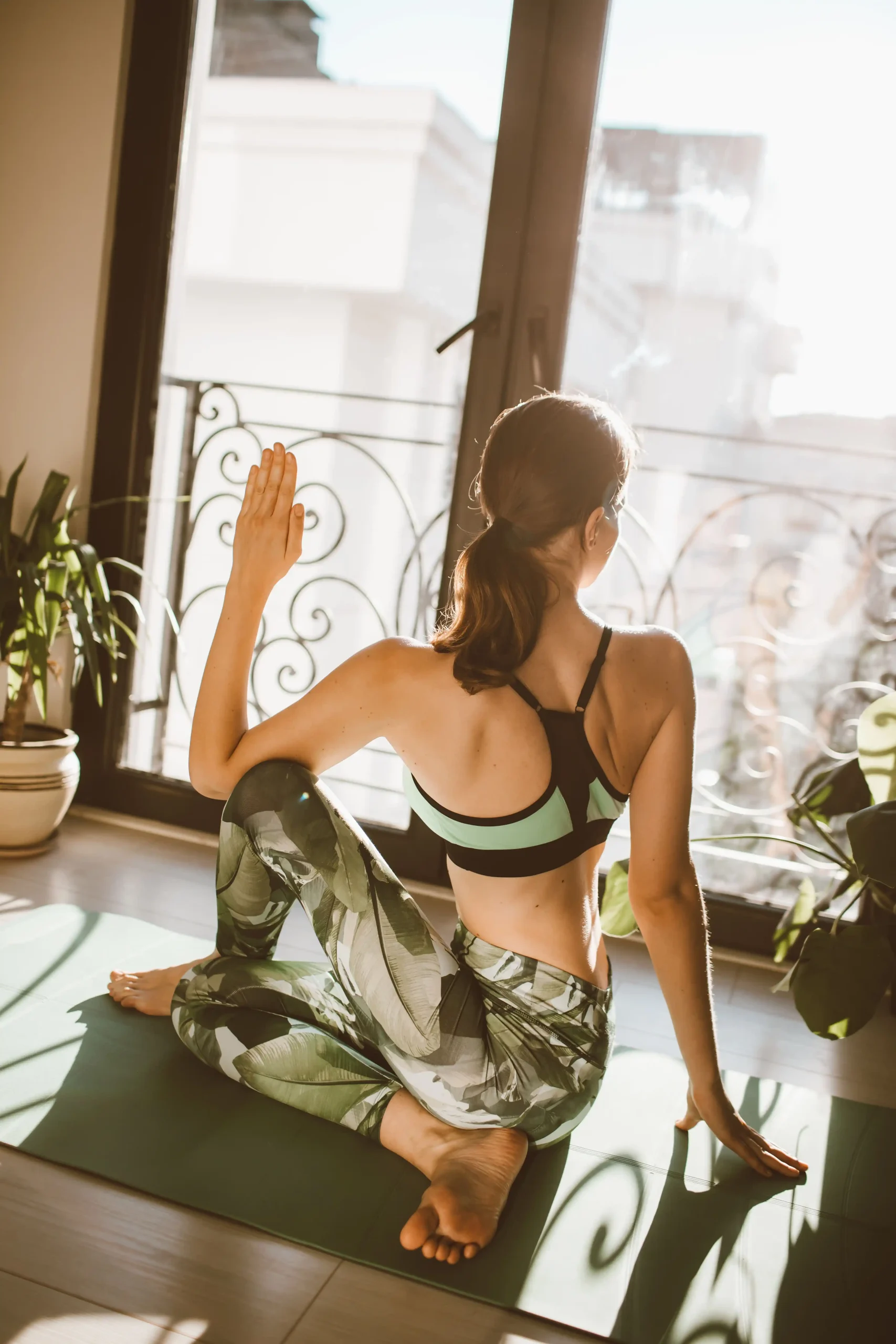 How to Start Working Out at Home as a Beginner: A Simple Fitness Guide for Women With No Gym Experience
