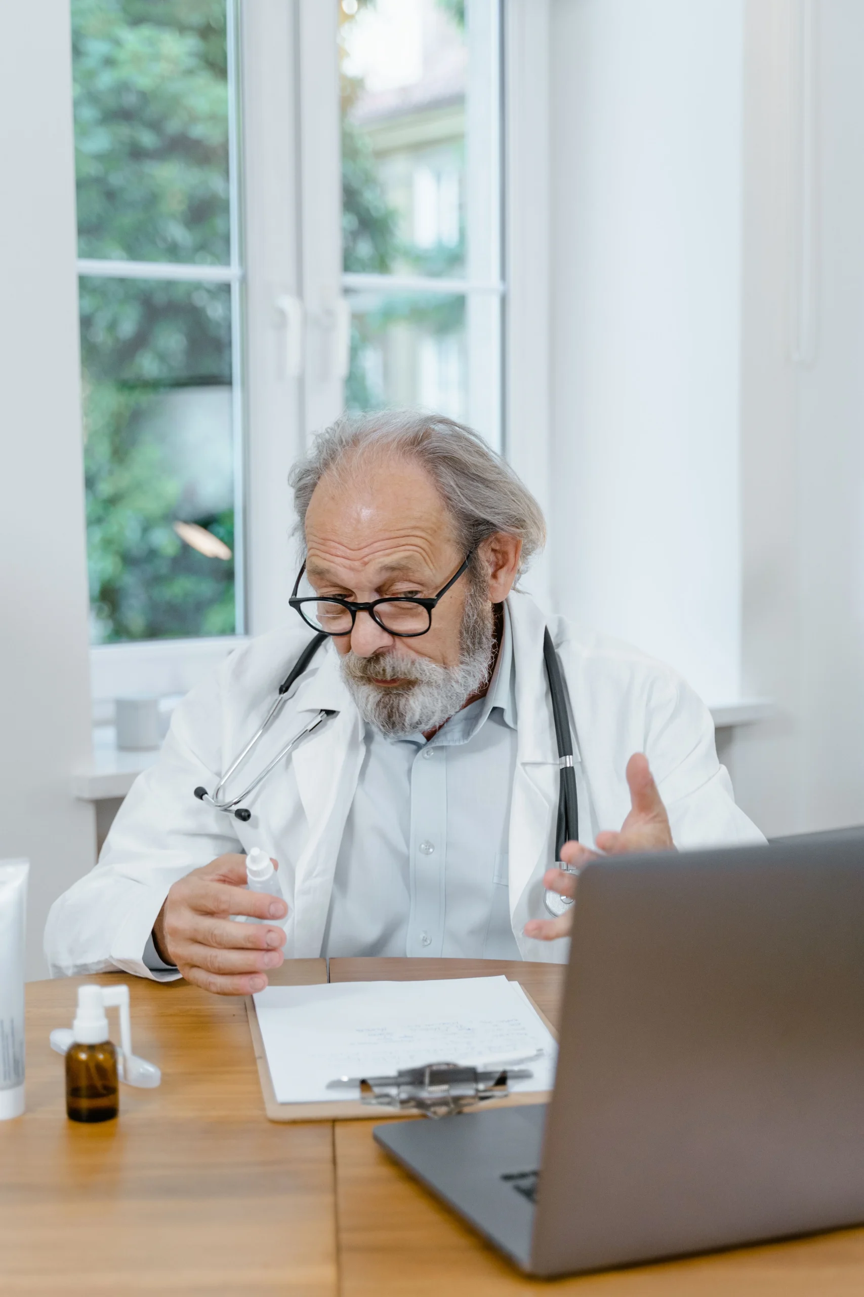 Telehealth vs. In-Person Care: Which Option Is Right for You?